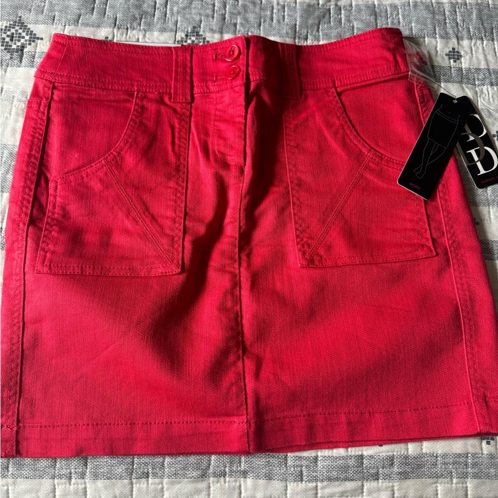 Dalia Collection Red Women's Skirt